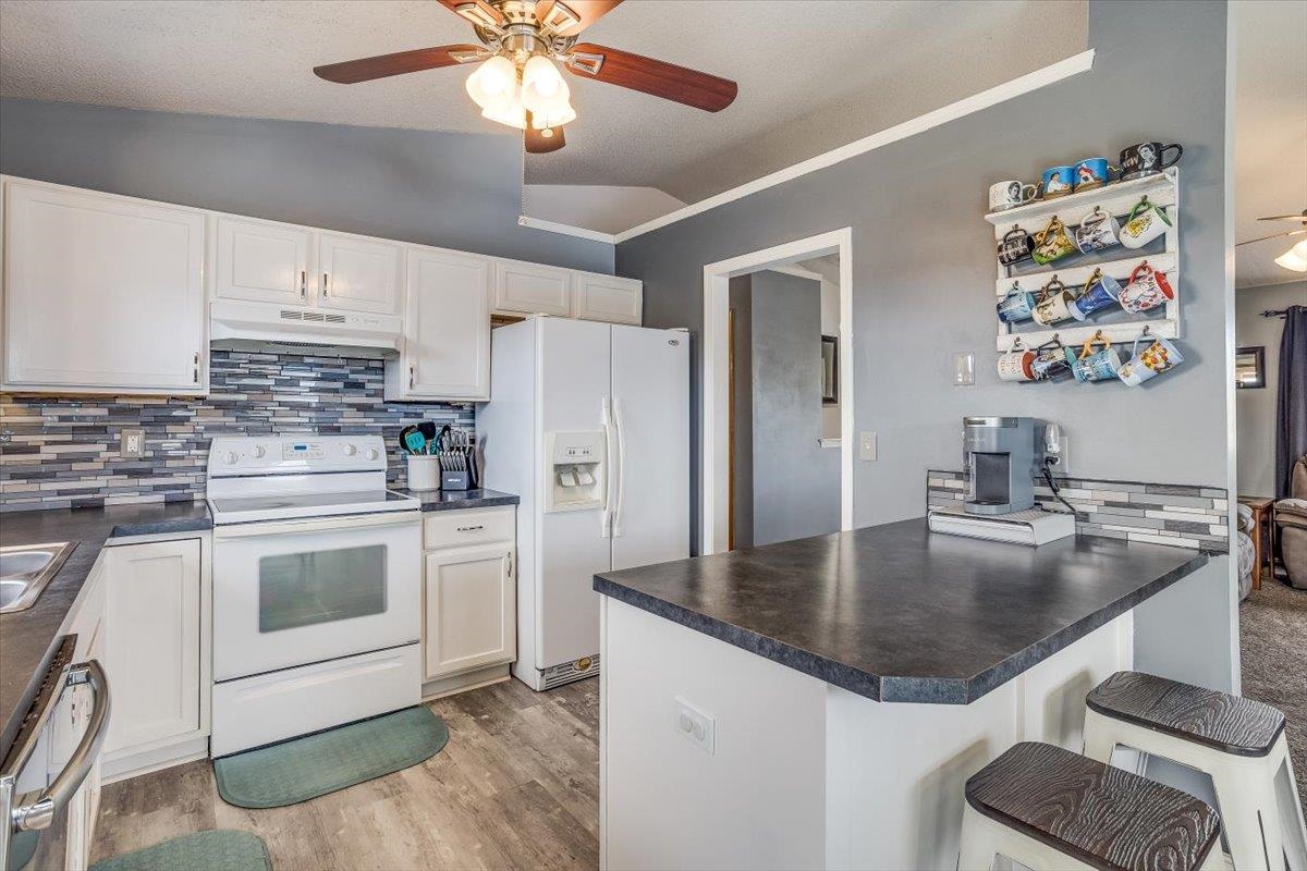 For Sale: 755  Laramie Cir, Maize KS