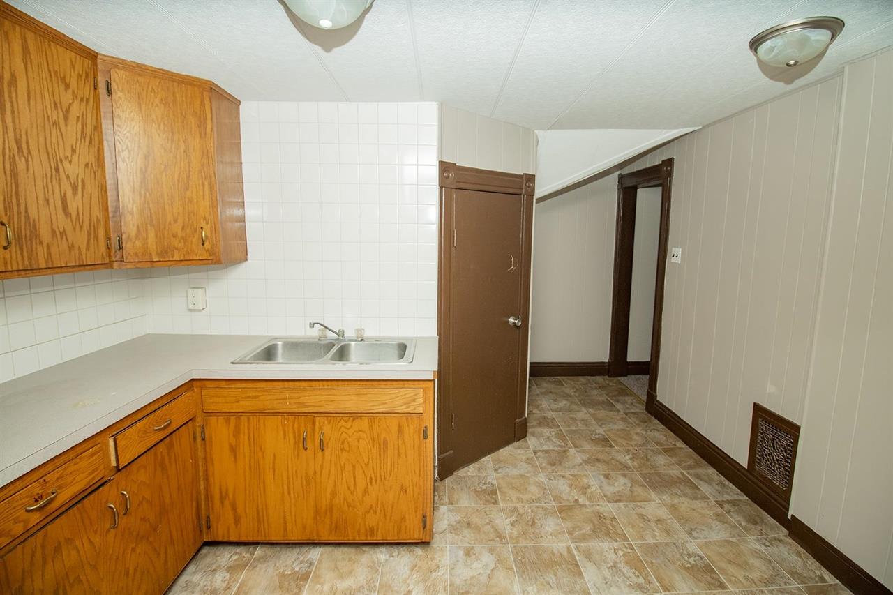 For Sale: 118 S MAIN ST, Newton KS