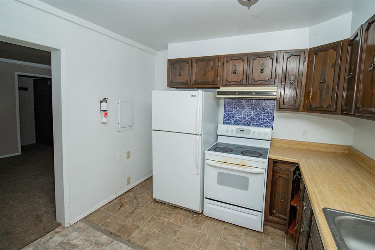 For Sale: 118 S MAIN ST, Newton KS