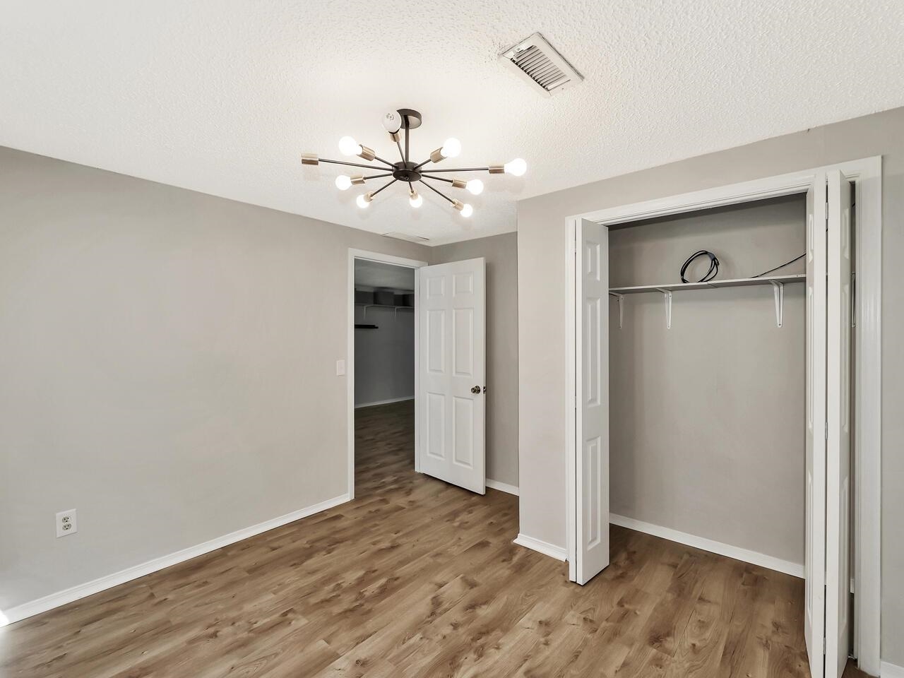 For Sale: 208 N Heather Ln, Maize KS