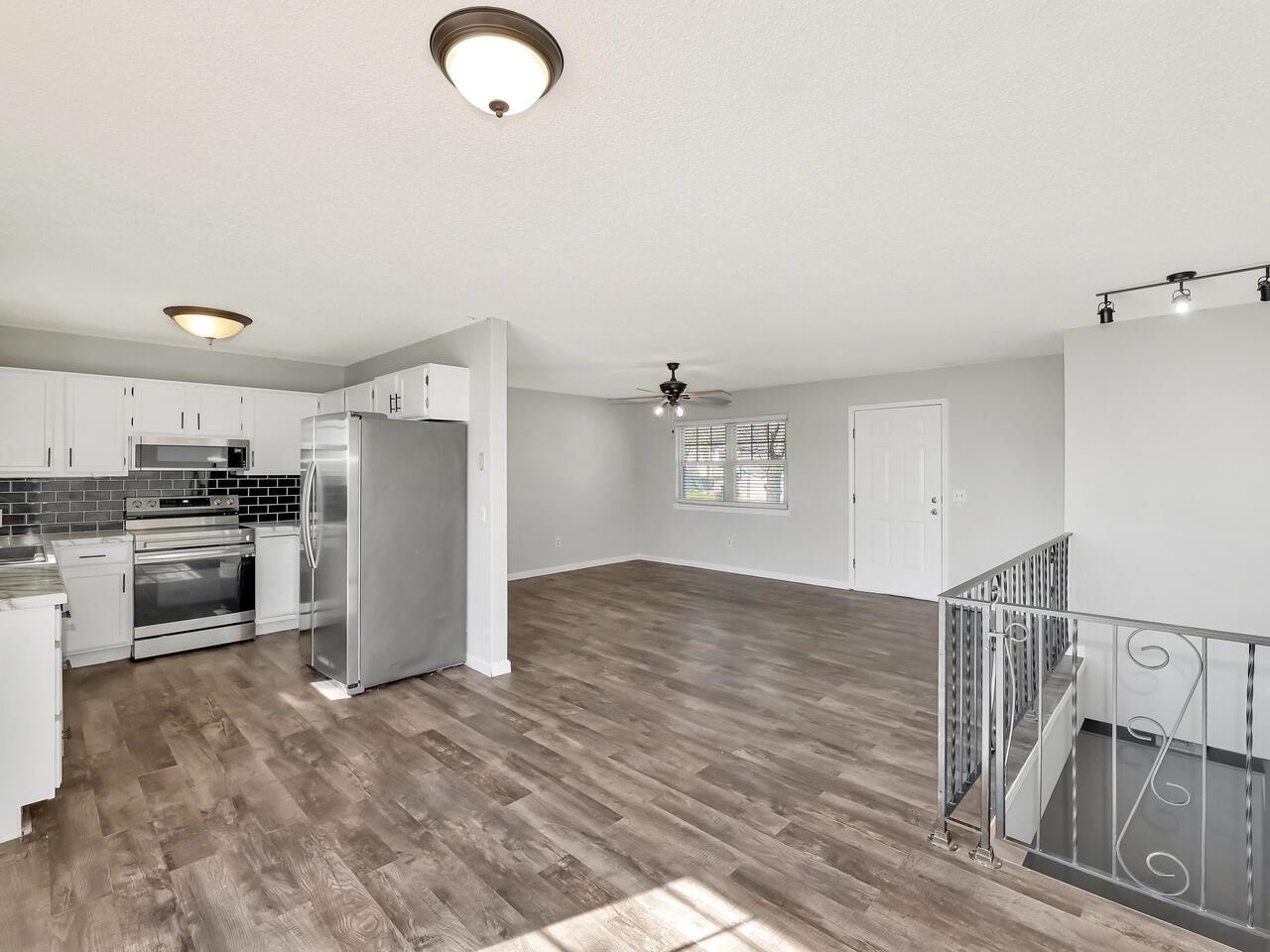 For Sale: 208 N Heather Ln, Maize KS