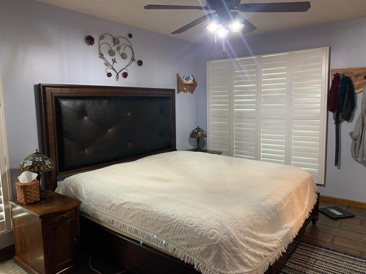 For Sale: 728 W 17th Street Ct, Newton KS