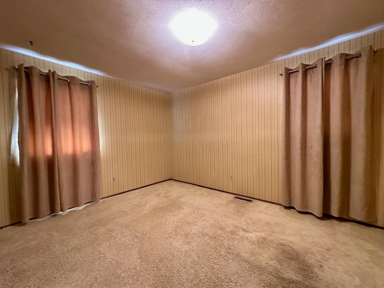 For Sale: 1006 S Cooper St, Wichita KS