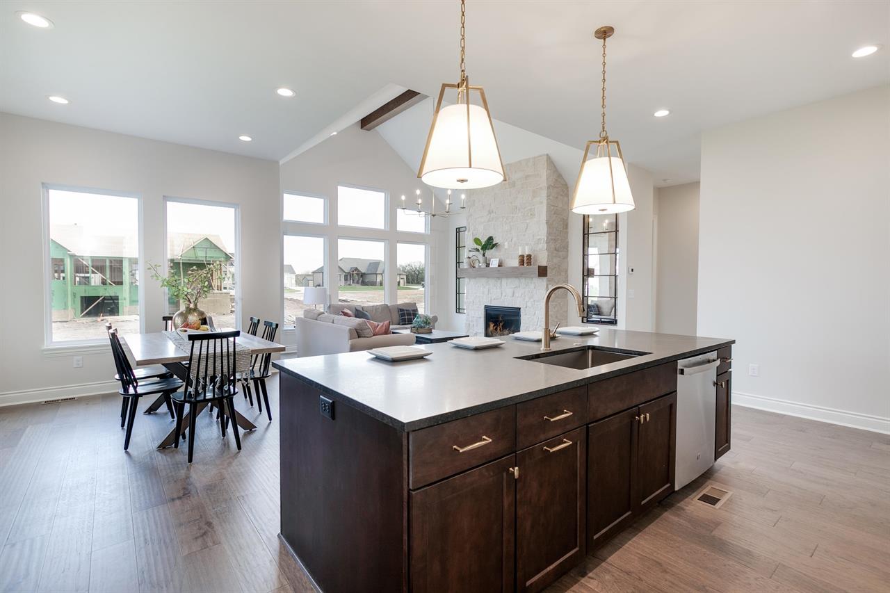 For Sale: 165 S Ciderbluff Ct, Wichita, KS 67052,  