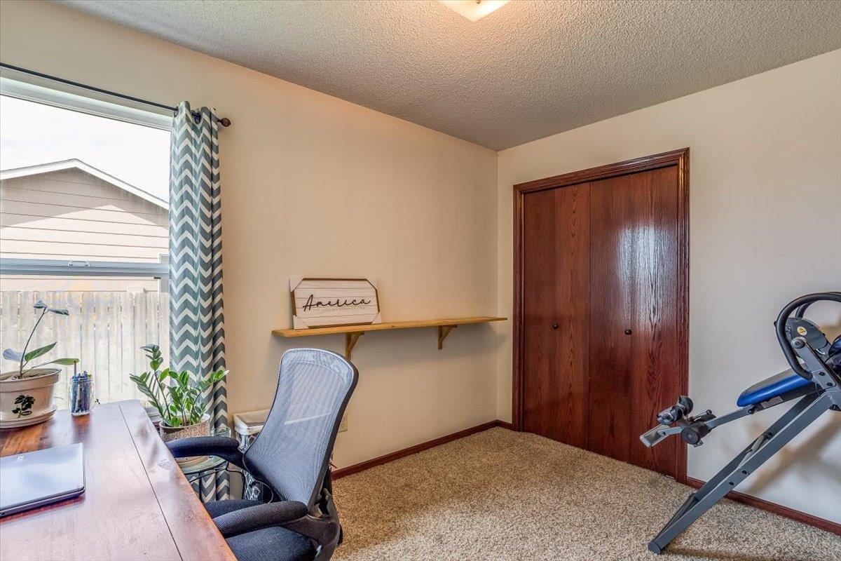 For Sale: 2346 S Wheatland Ct, Wichita, KS 67235,  