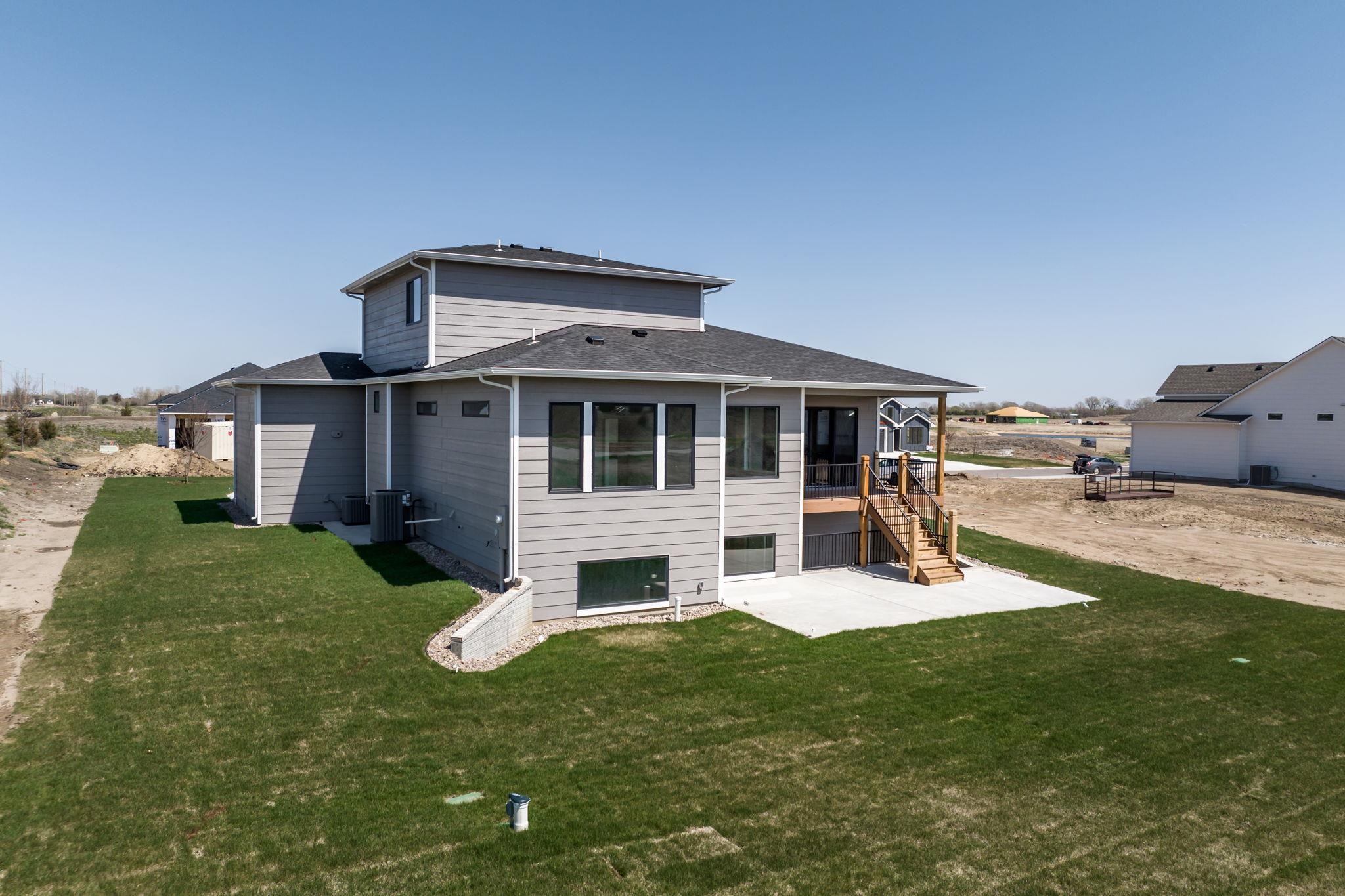 5147 N Shoreside Ct