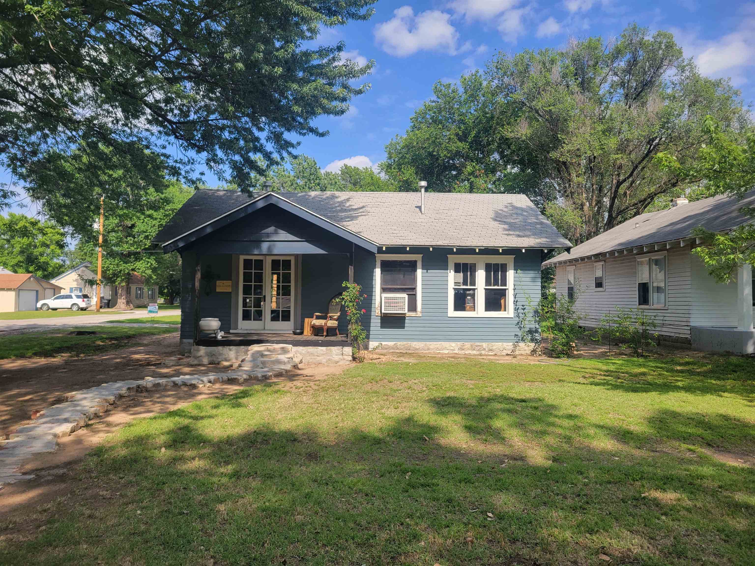 1126 N 5th