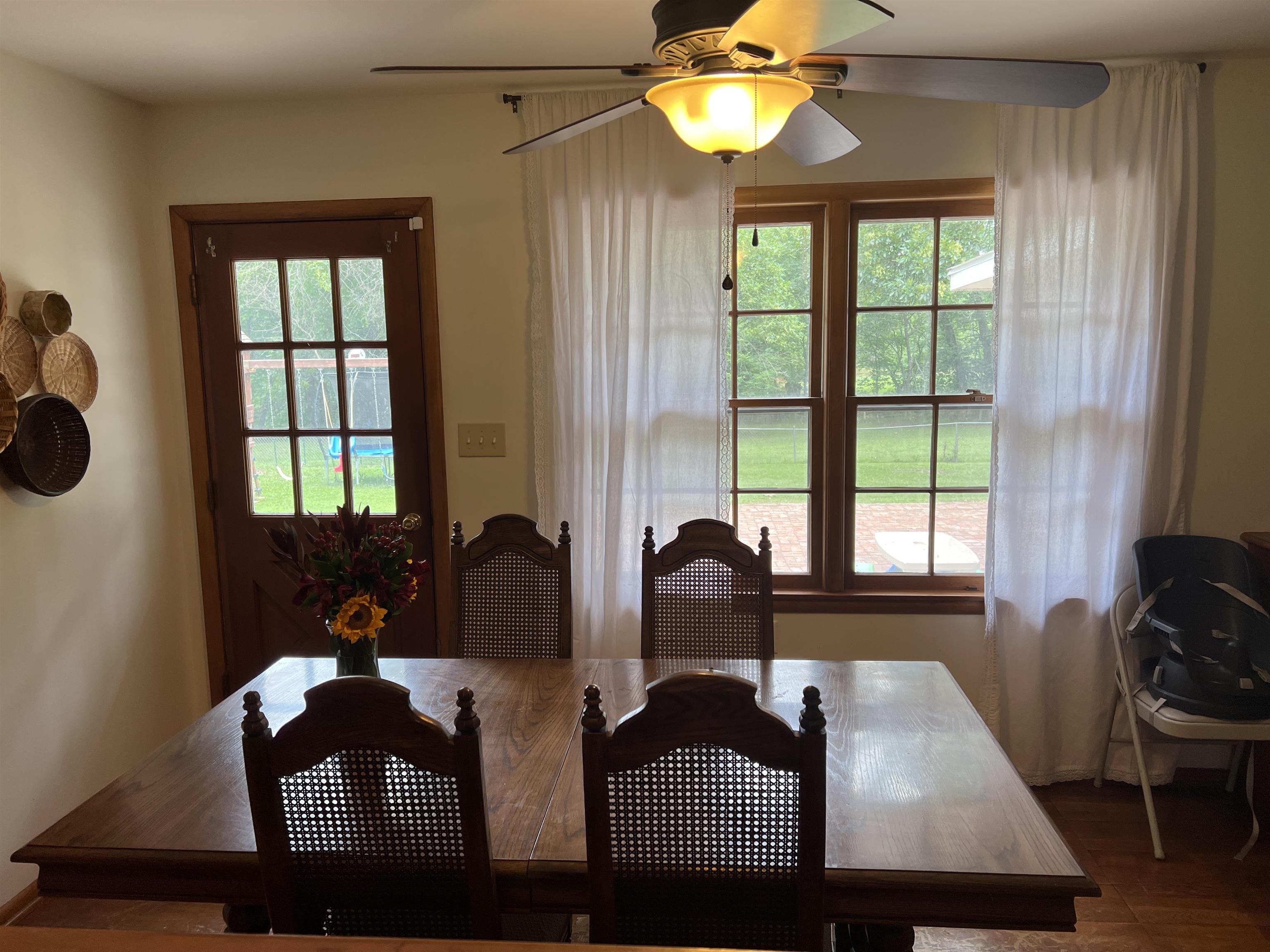 6 Edgewood Lane