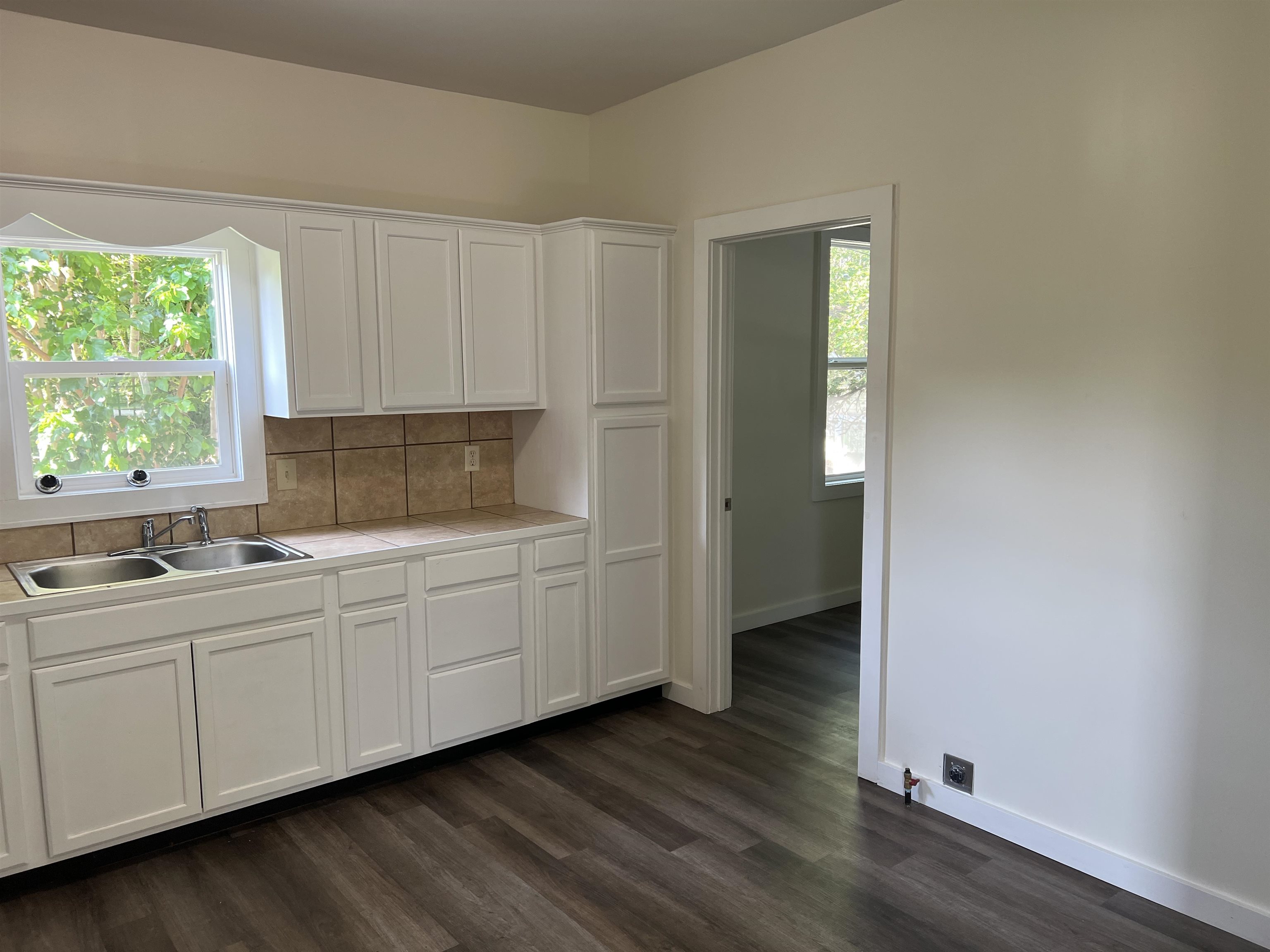 211 W Jefferson