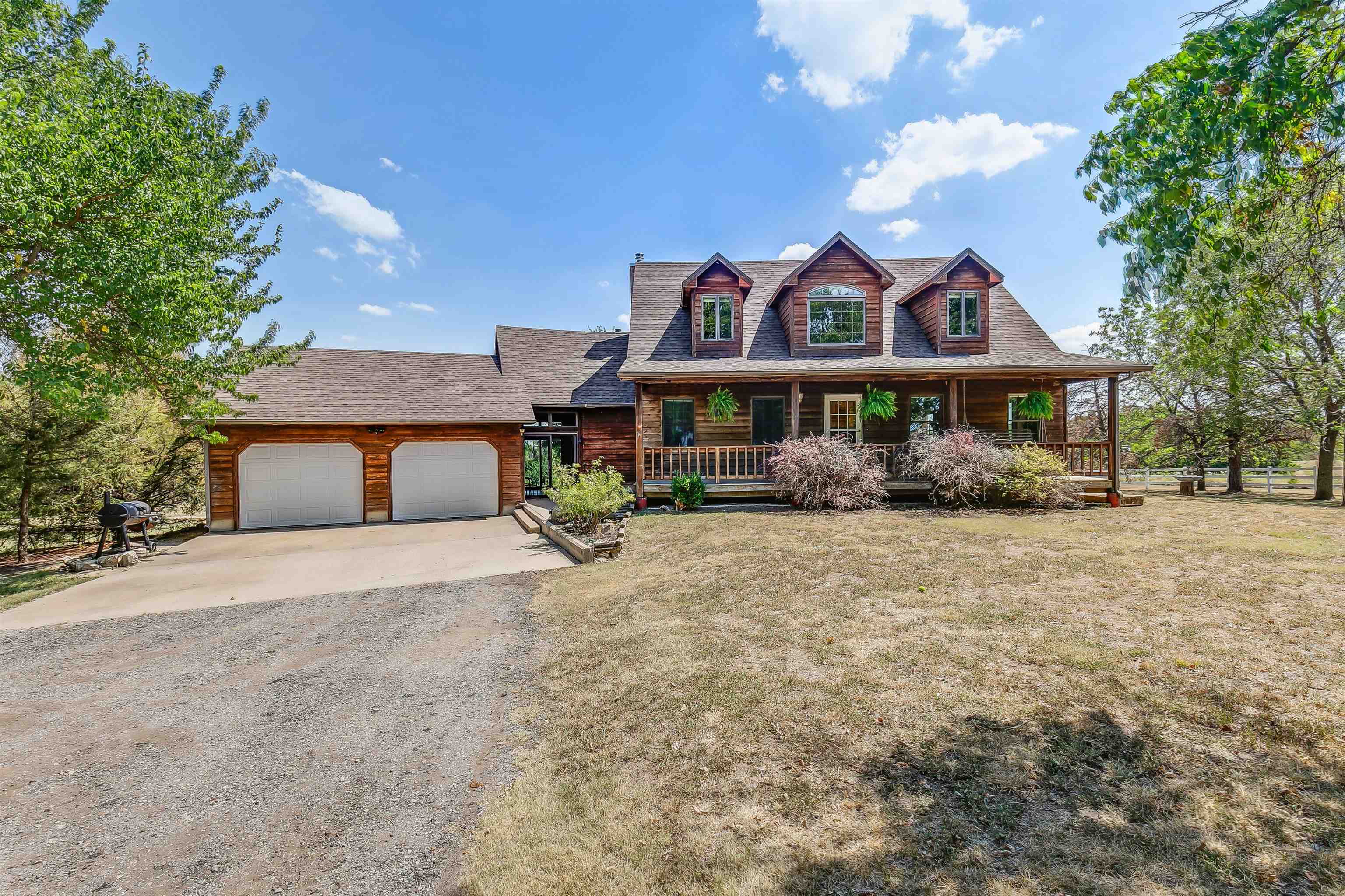 1881 60th, Peabody, KS 66866