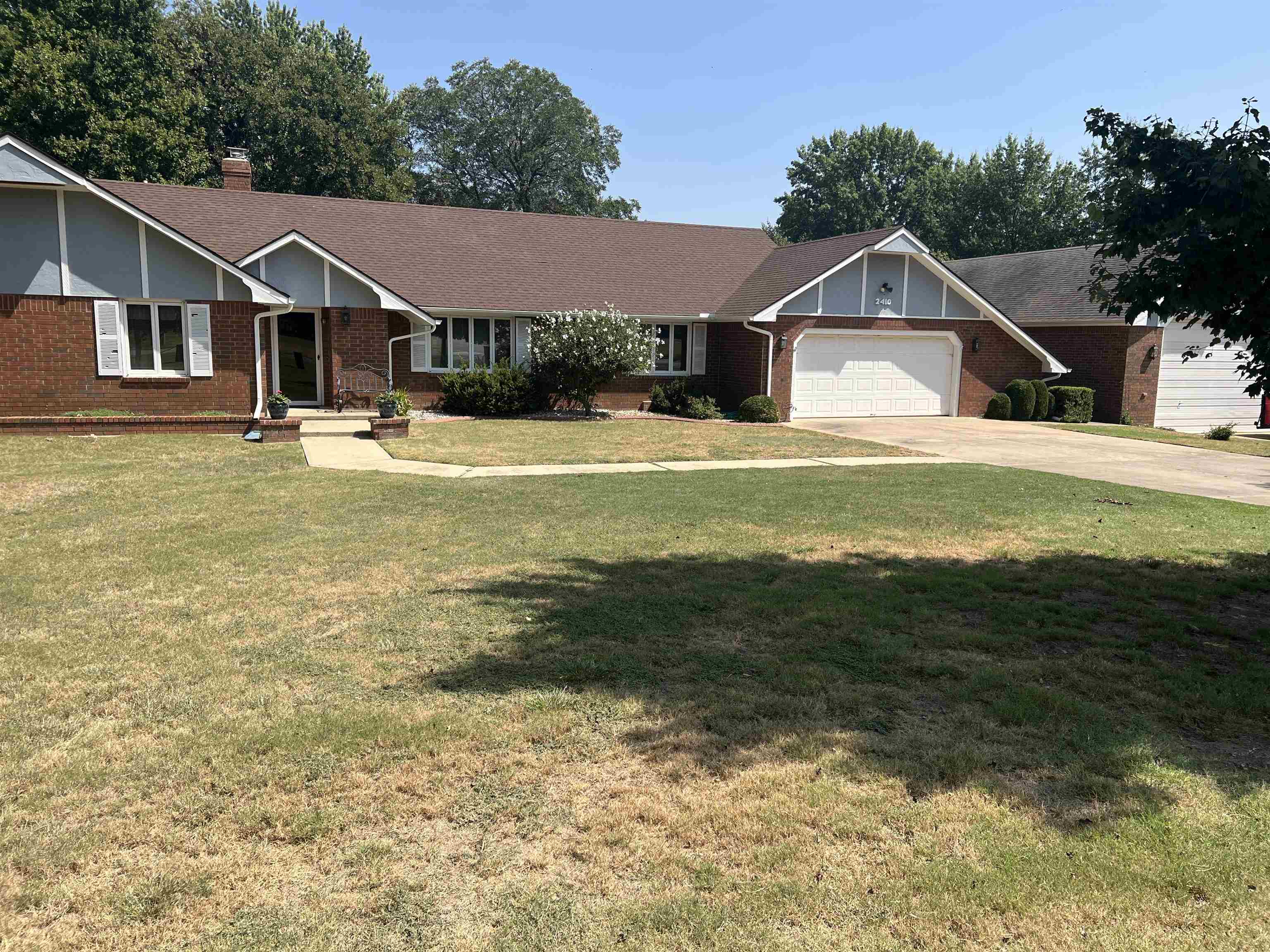 2410 Estates Drive