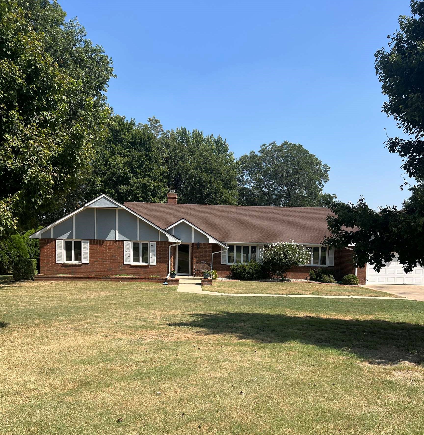 2410 Estates Drive