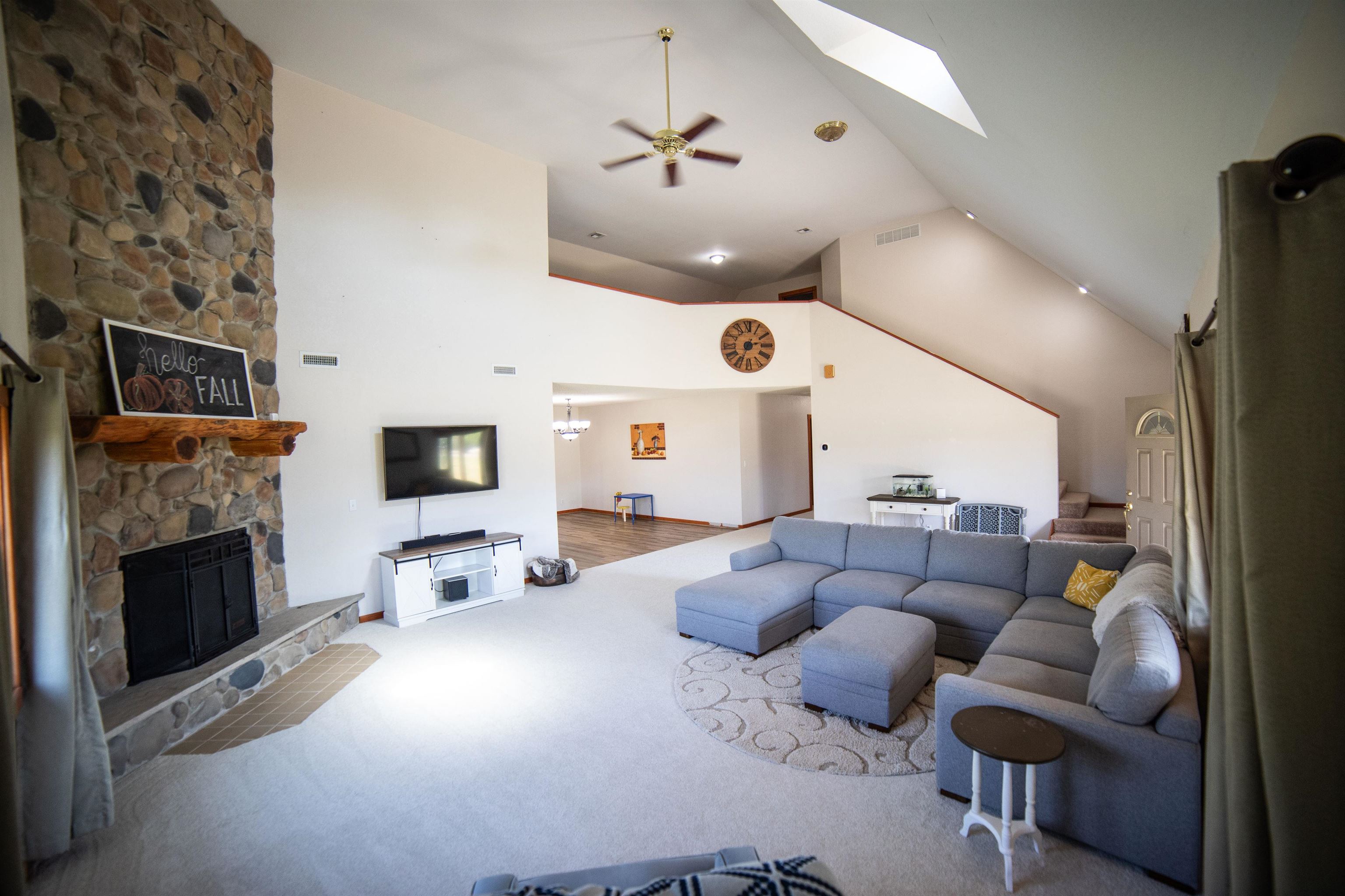 30154 Hillcrest Drive