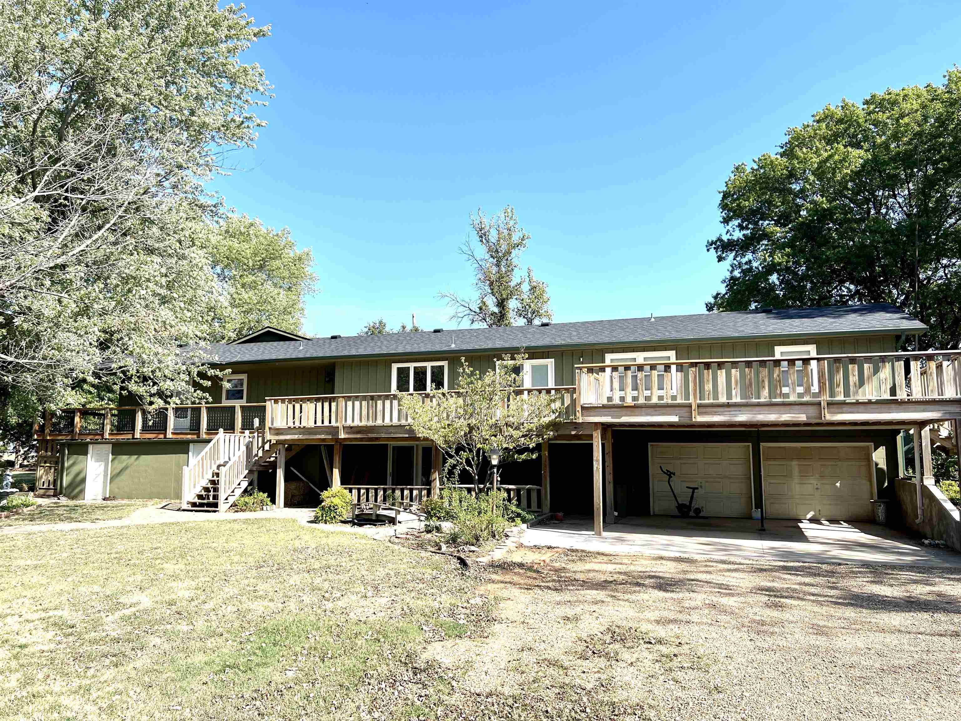 1 Parkview Rd