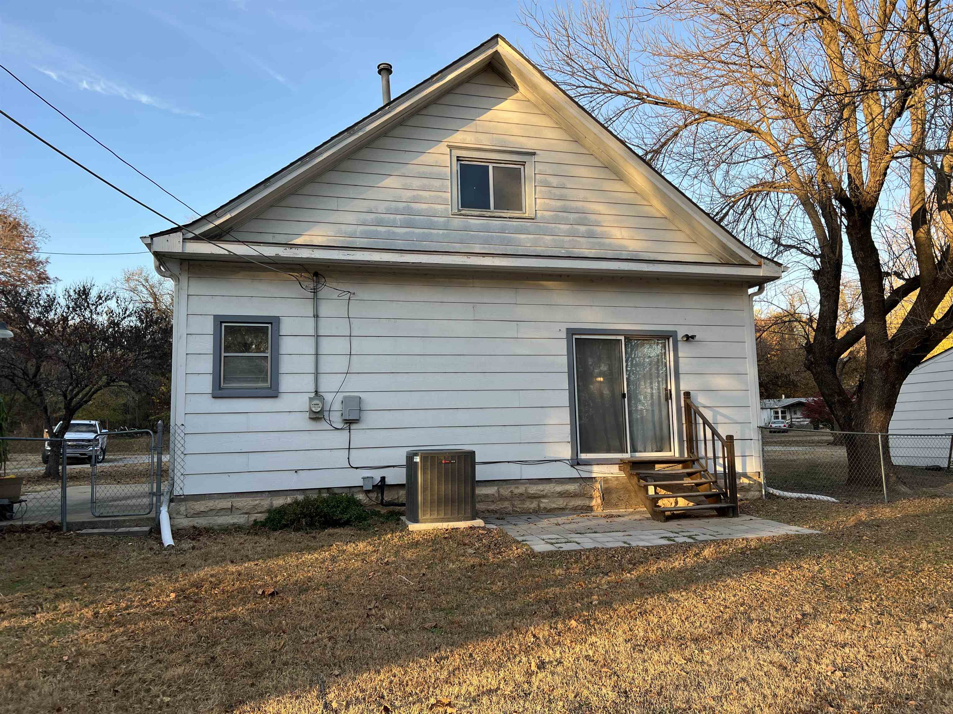 1515 W Colorado