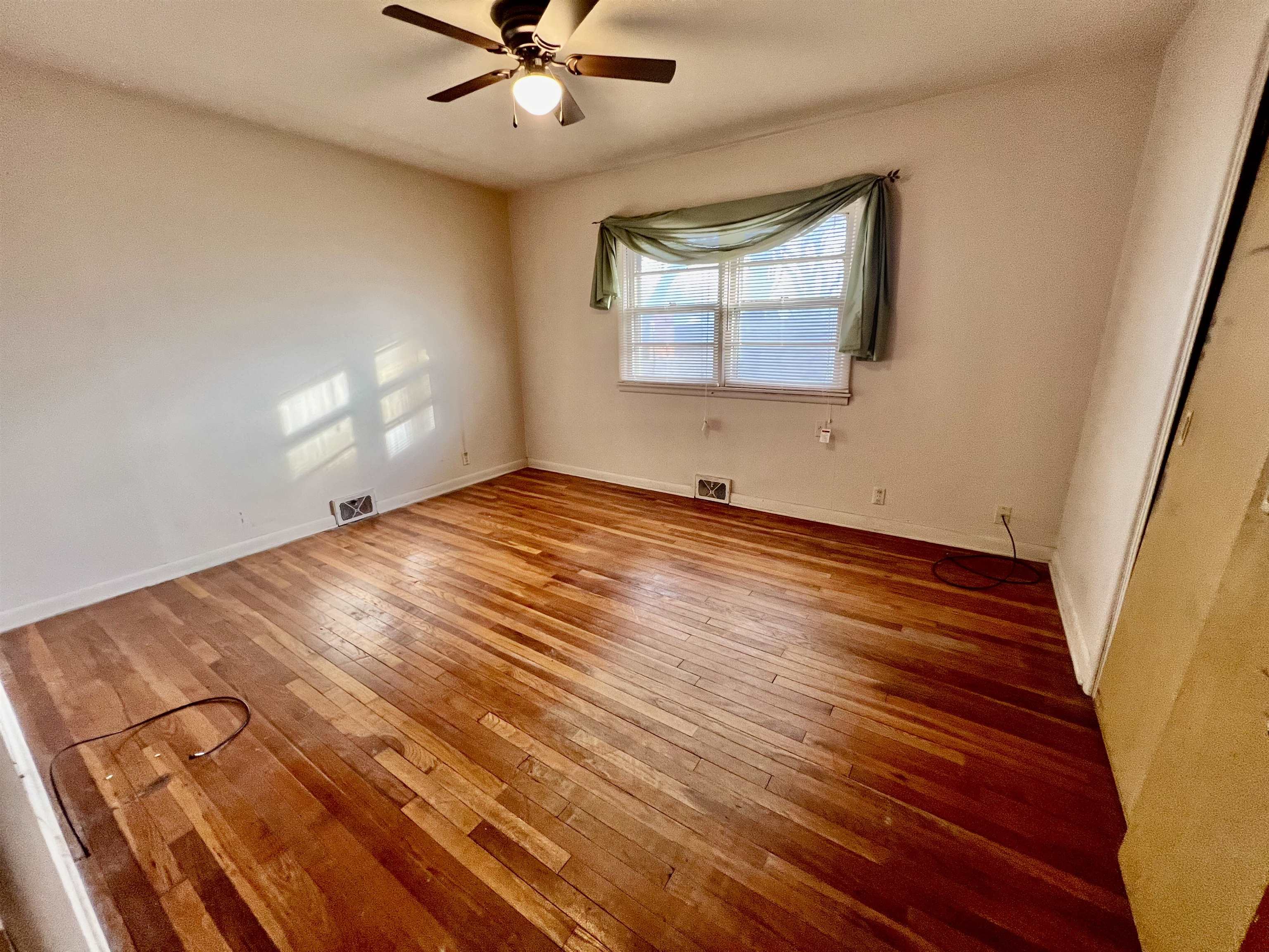 1124 N 7th