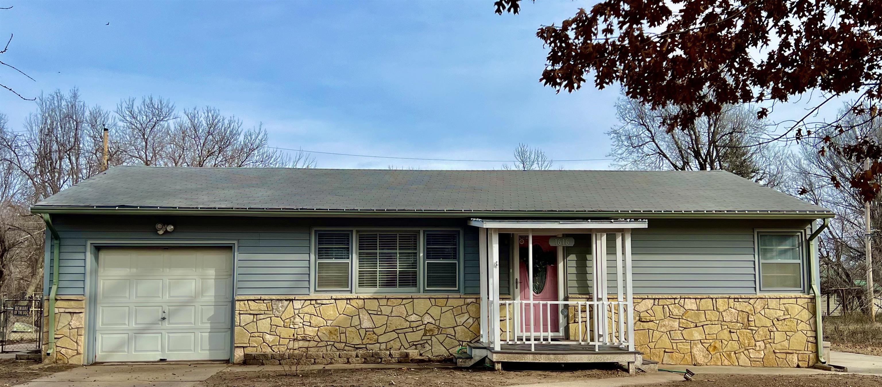 1616 N 6th