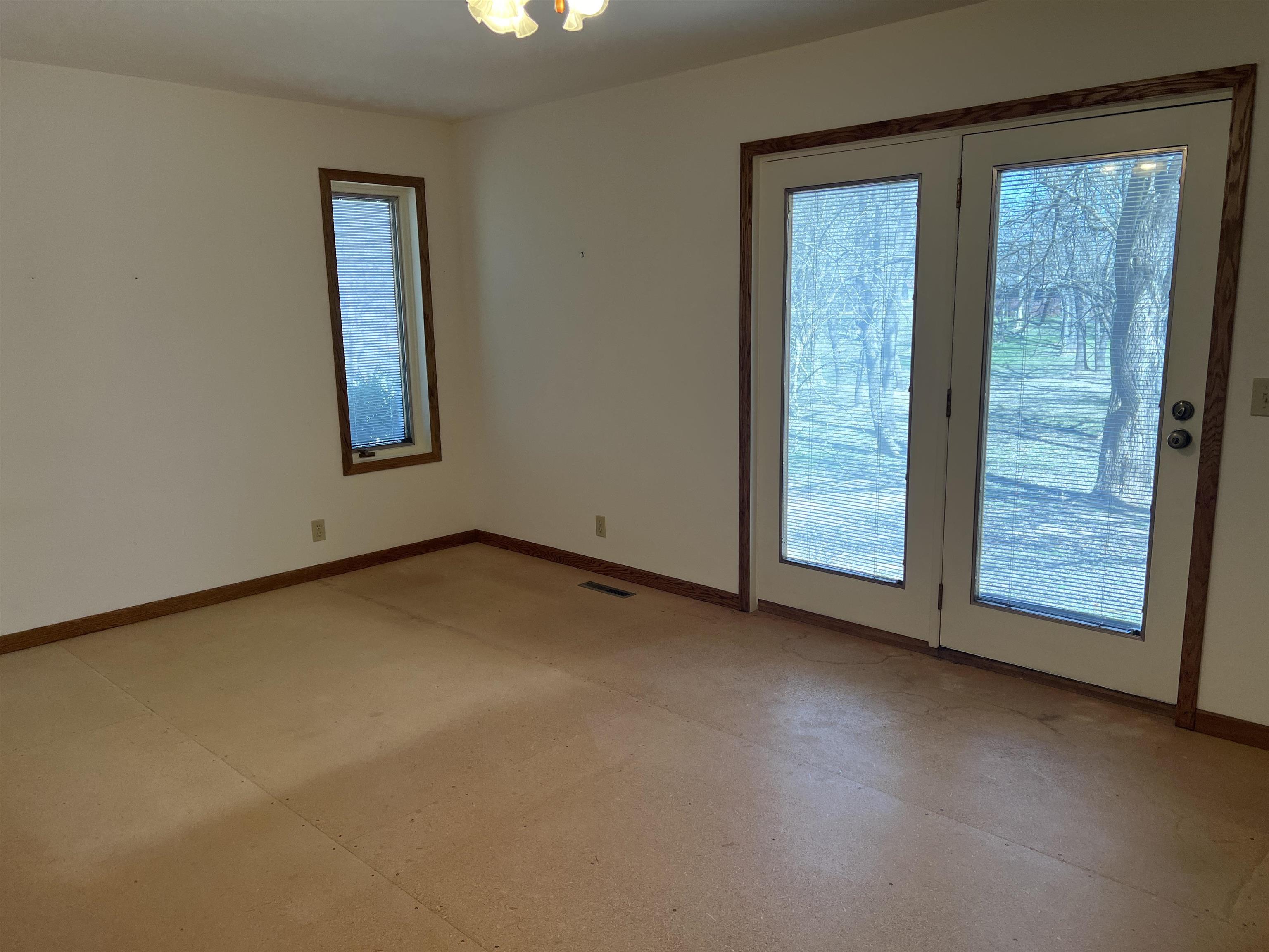 926 N Country Club Road