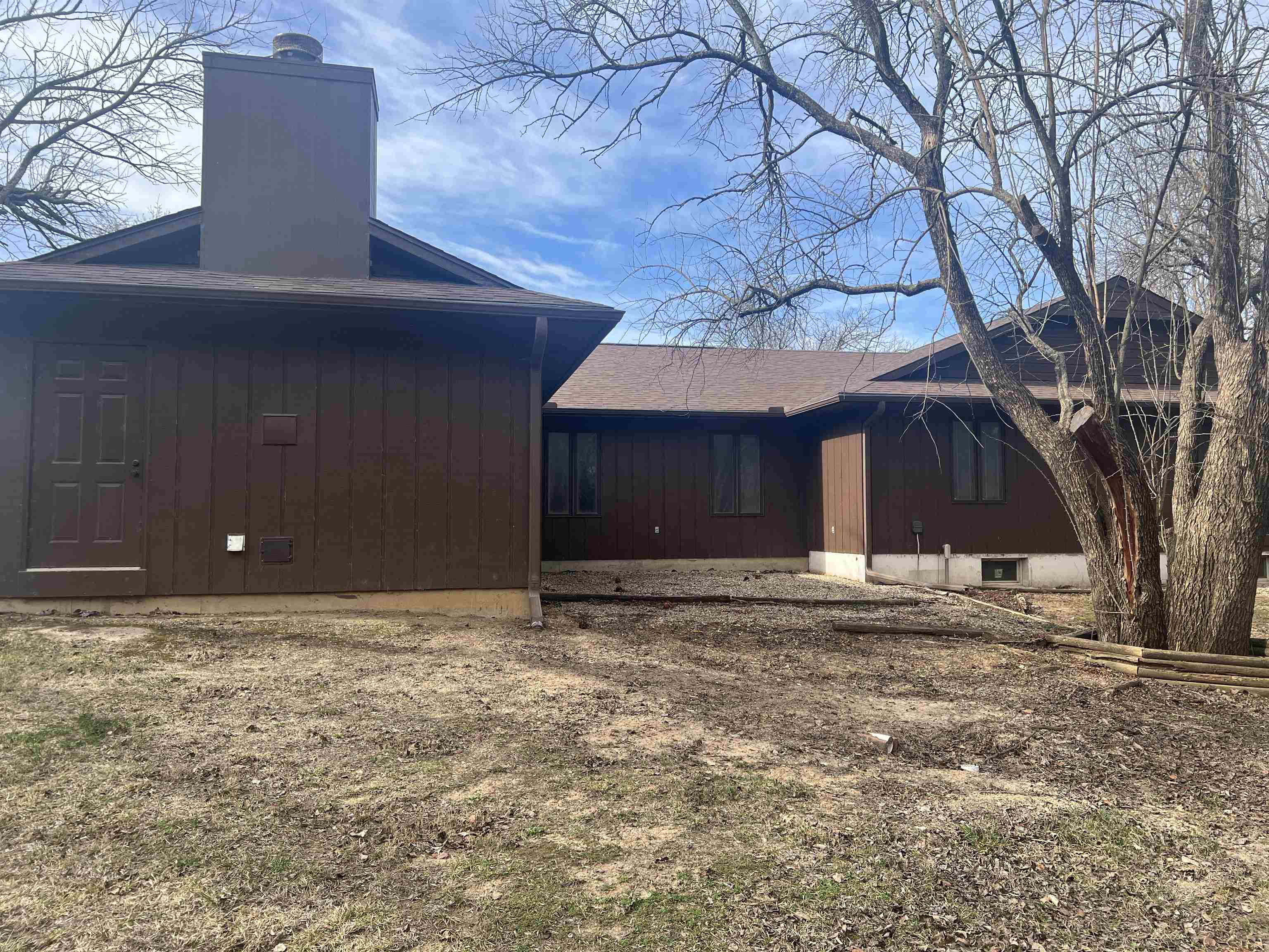926 N Country Club Road