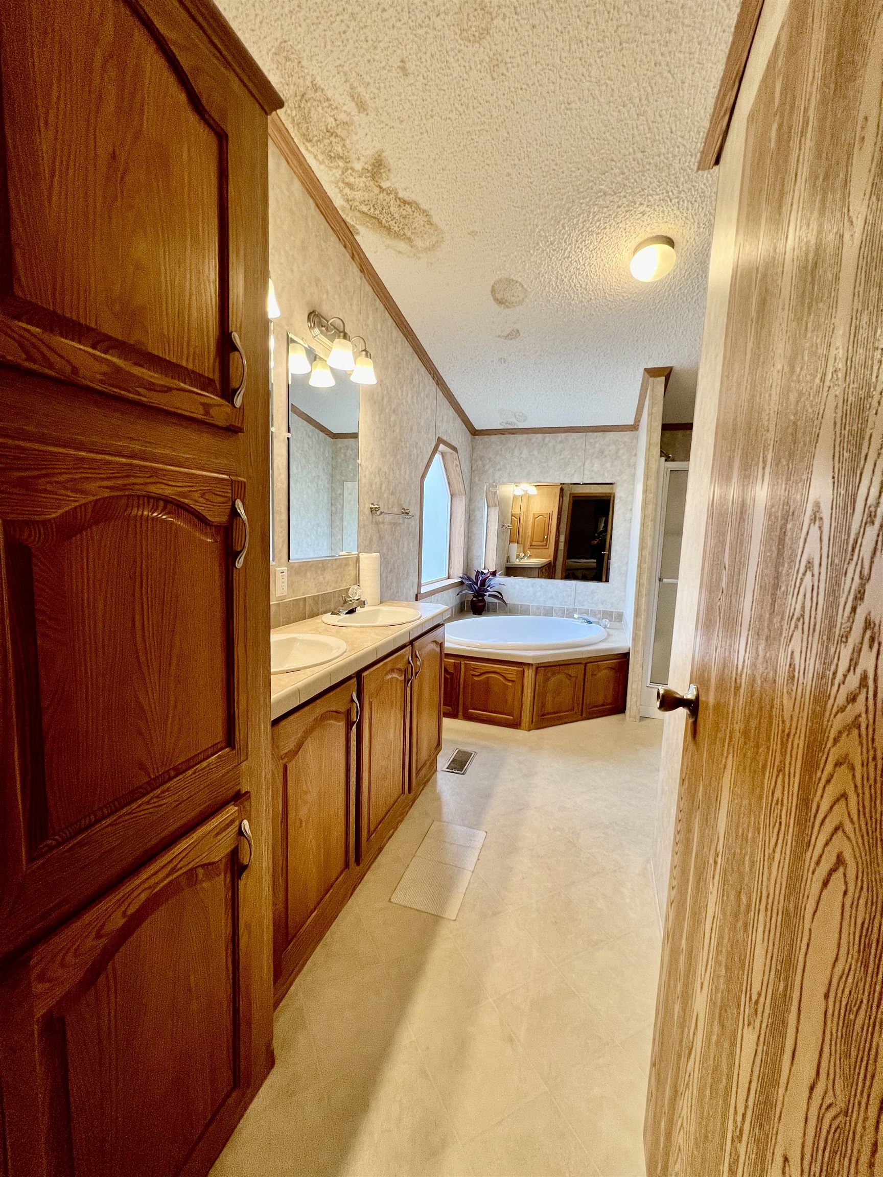 618 W Cedar