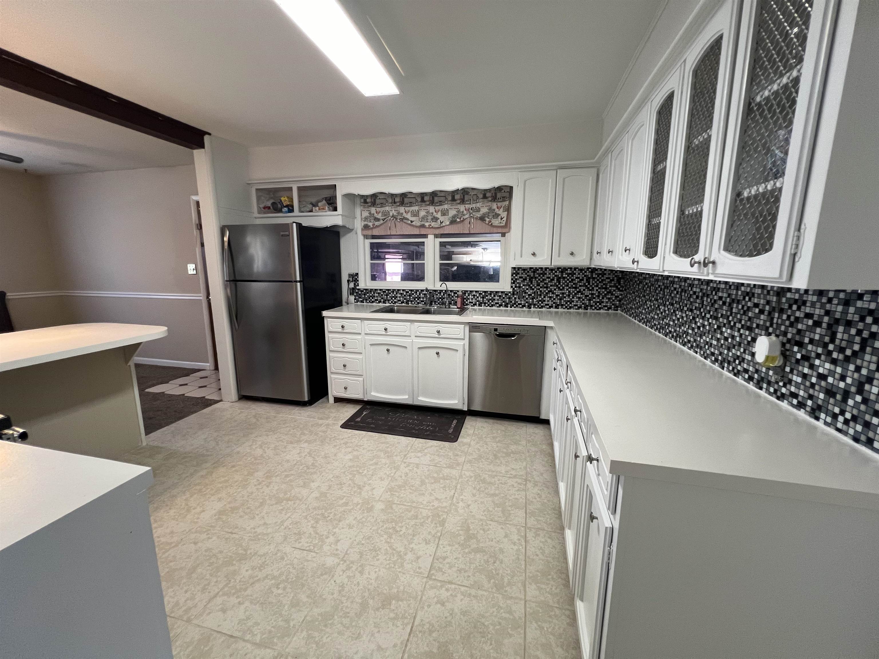 2232 Edgemont Dr