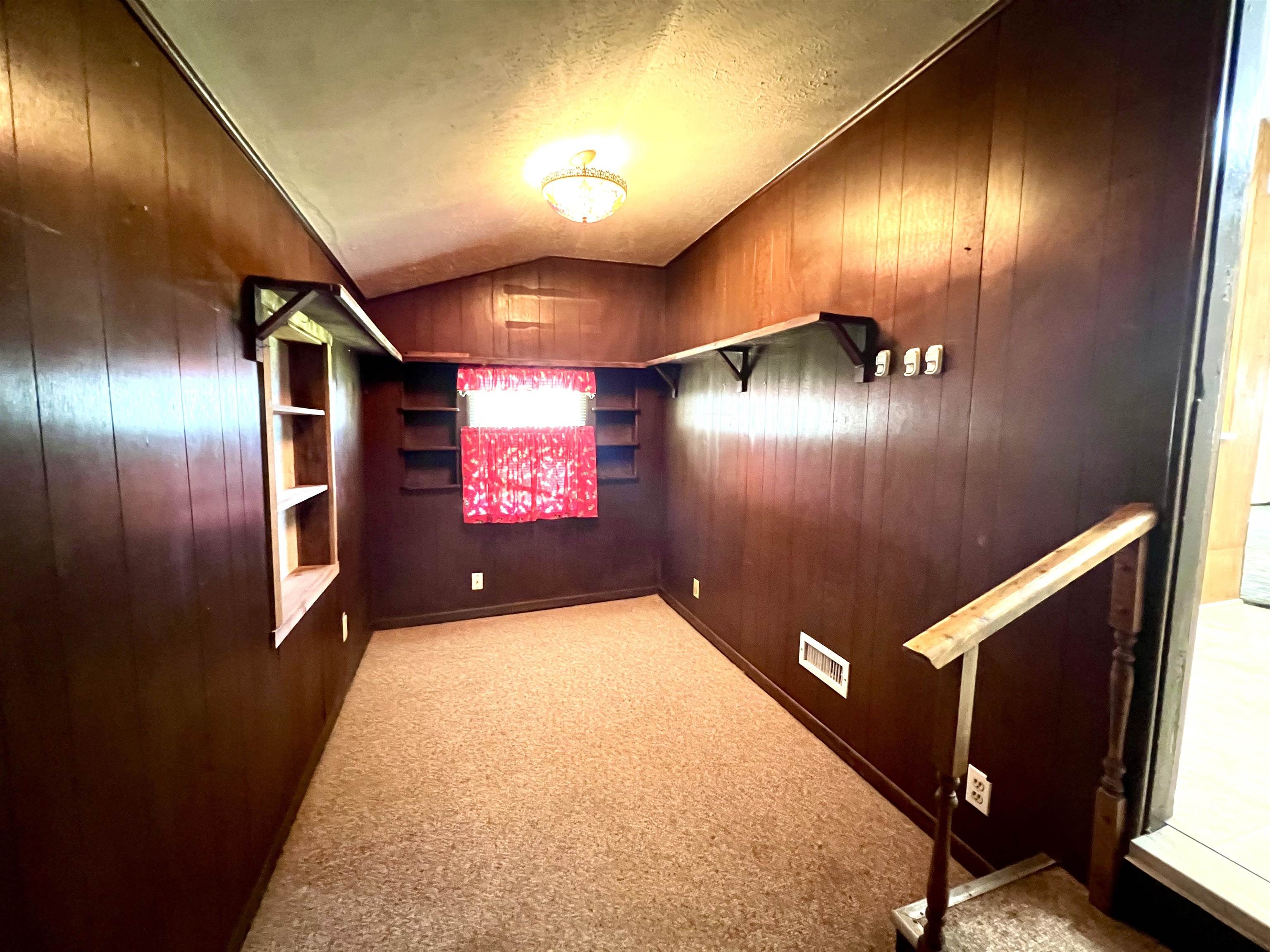 1524 W Oklahoma