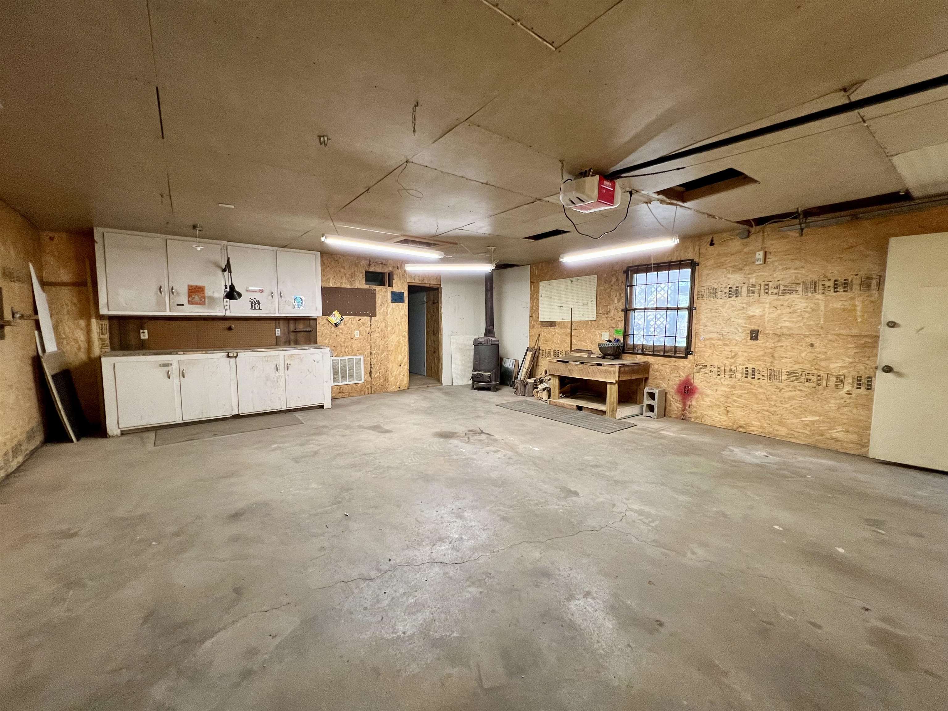 1524 W Oklahoma