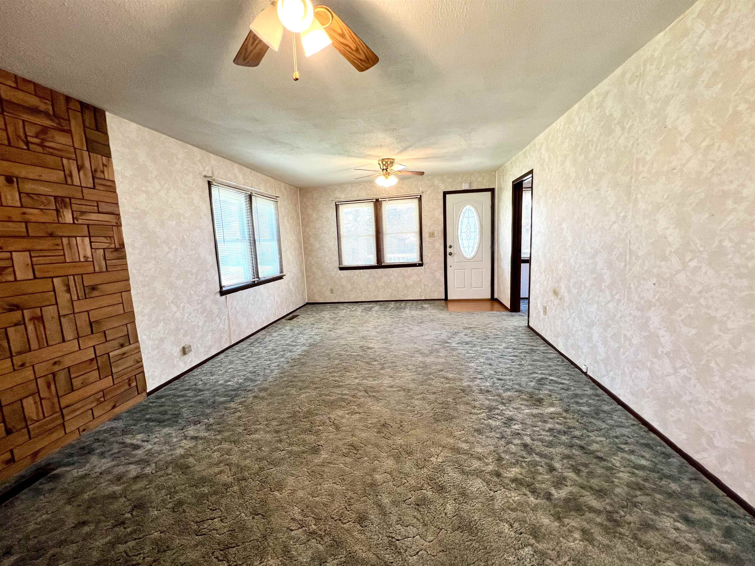 1524 W Oklahoma
