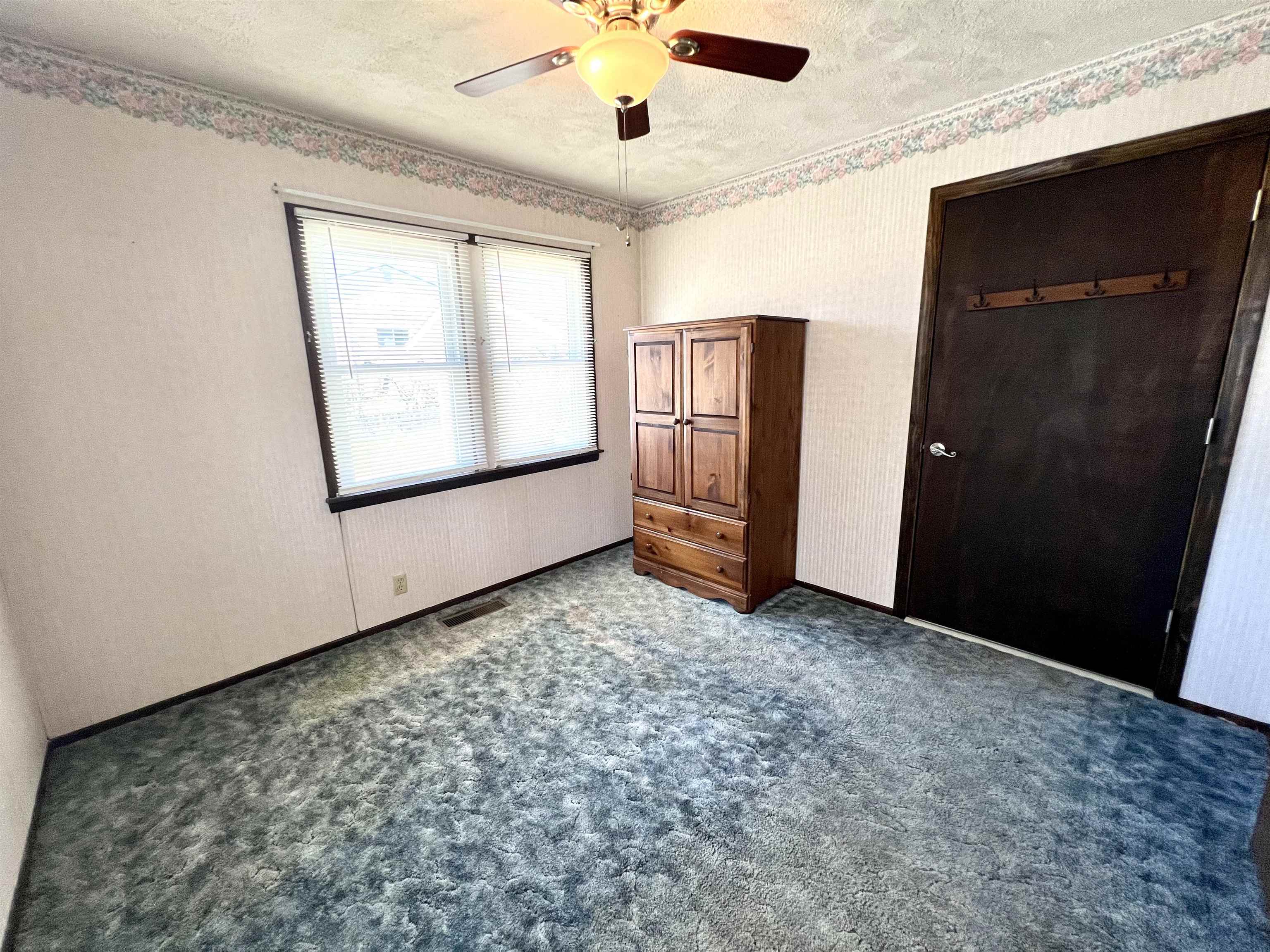 1524 W Oklahoma
