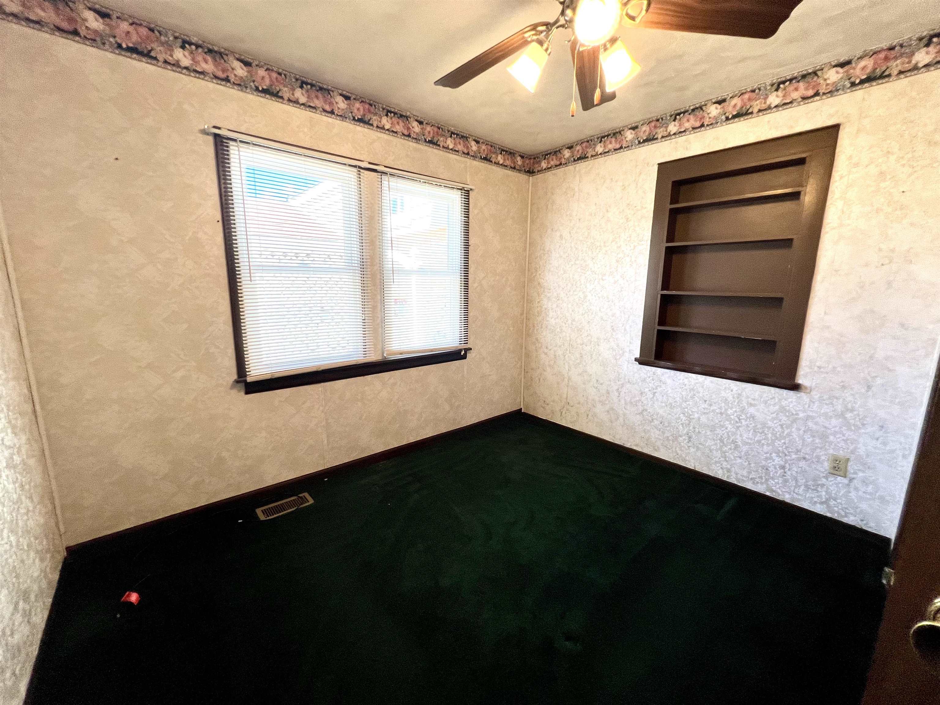 1524 W Oklahoma