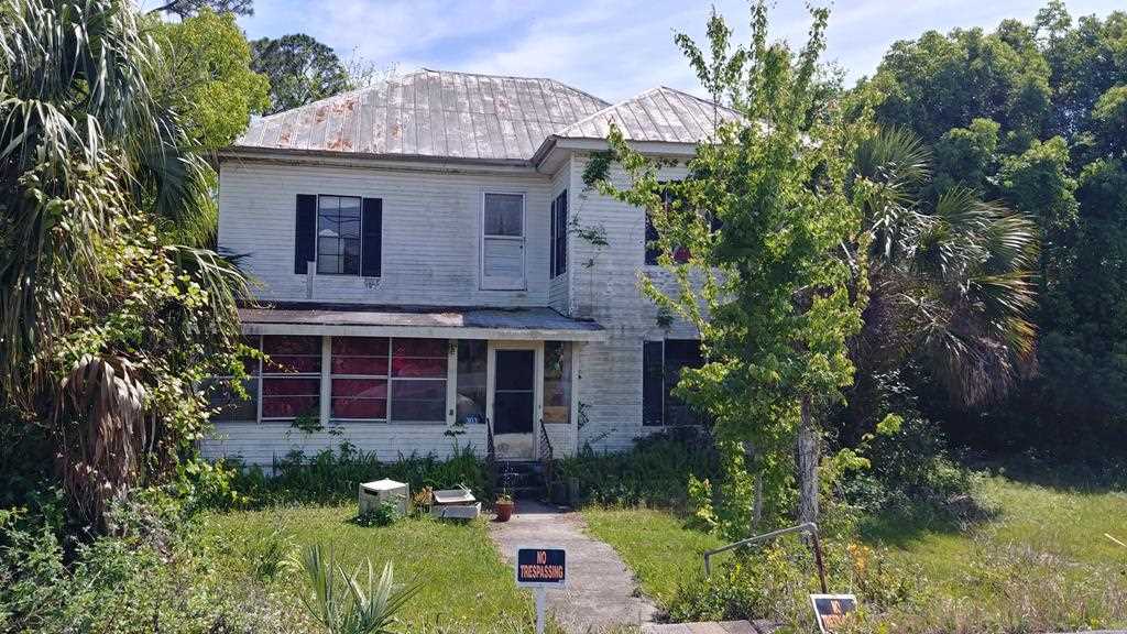 303 SE Avenue B, CARRABELLE, FL 32322