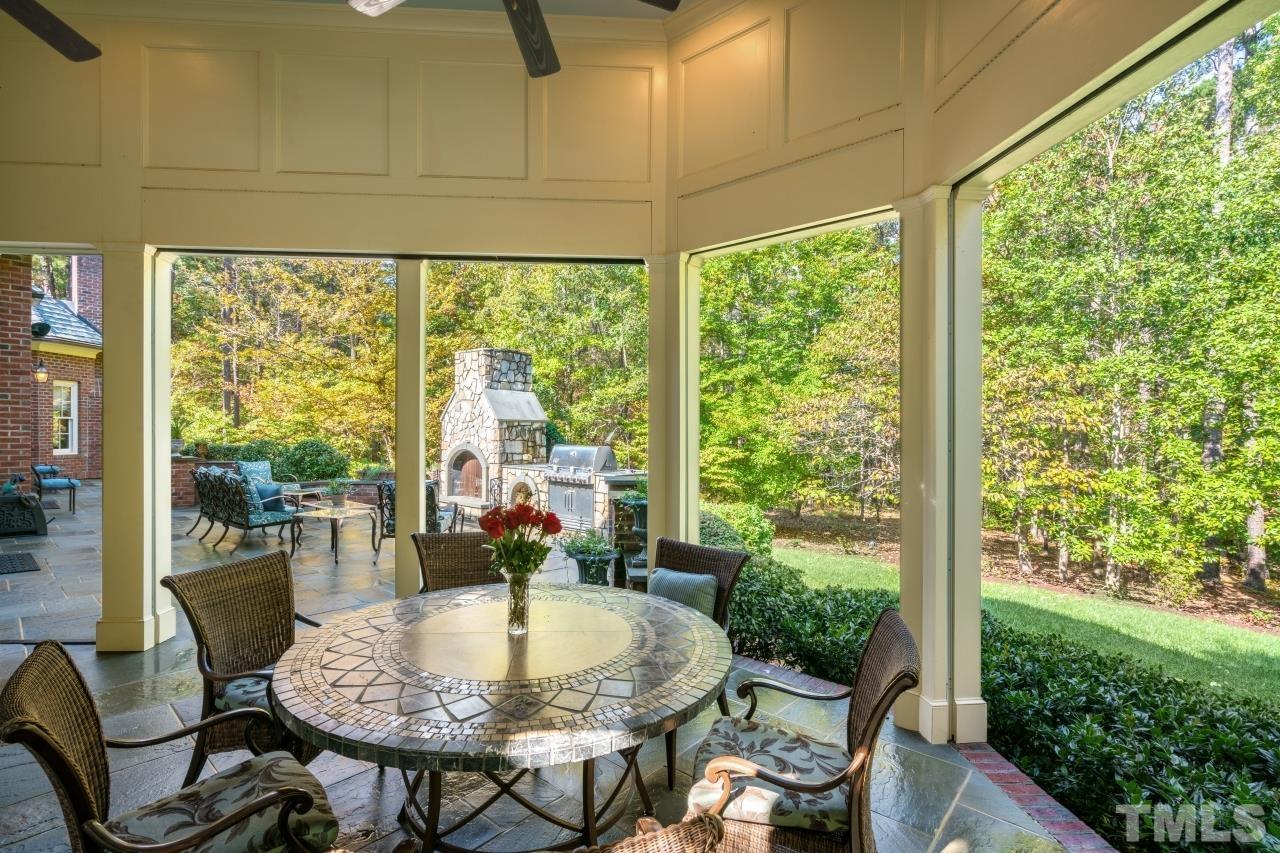 Great for Entertaining in the Shade ~ Lower the Phantom Screens for a Screened In Porch