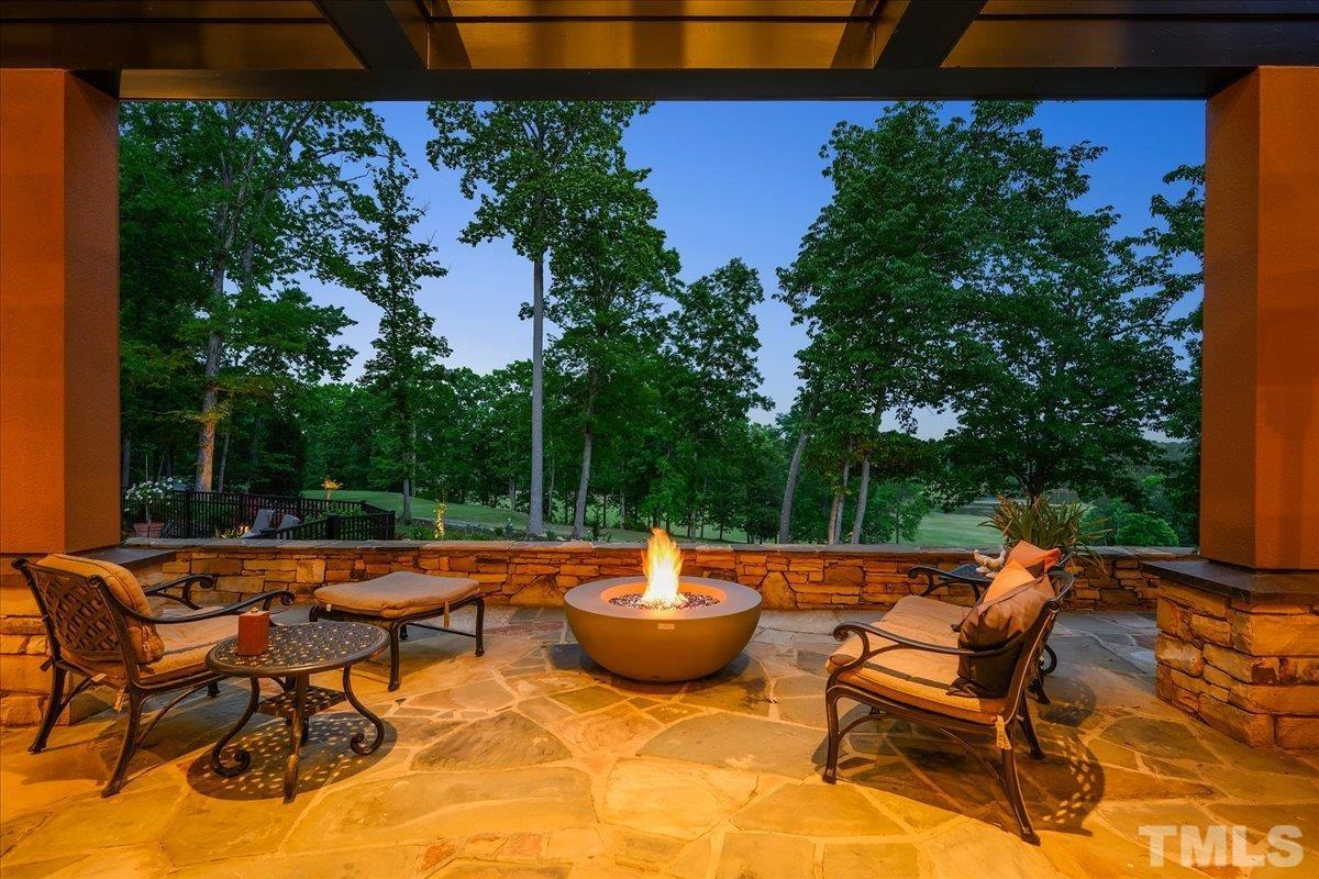 Imagine having the birds eye view of the fairway and lake while you enjoy the ambience of the gas fire bowl with friends and family. One of the best seats in the house for the annual 4th of July fireworks